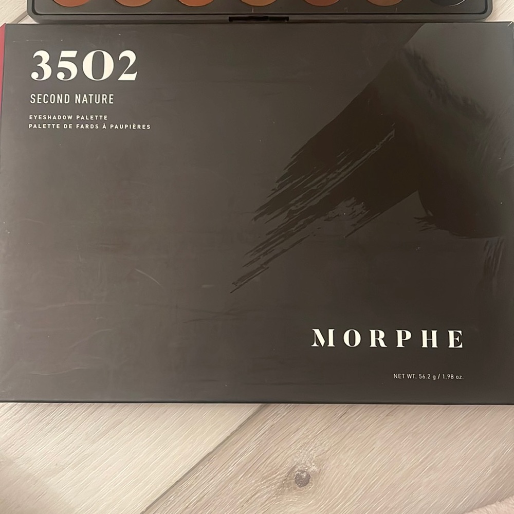 Morphe 35O2 eyeshadow palette